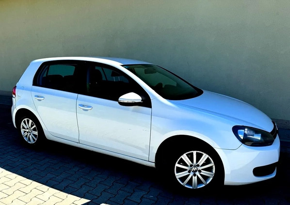 Volkswagen Golf cena 25900 przebieg: 127000, rok produkcji 2012 z Biała małe 667